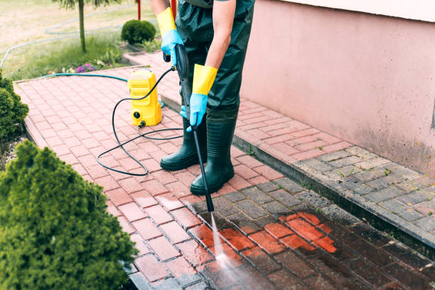 Best Deck Cleaning Services  in Cave City, KY